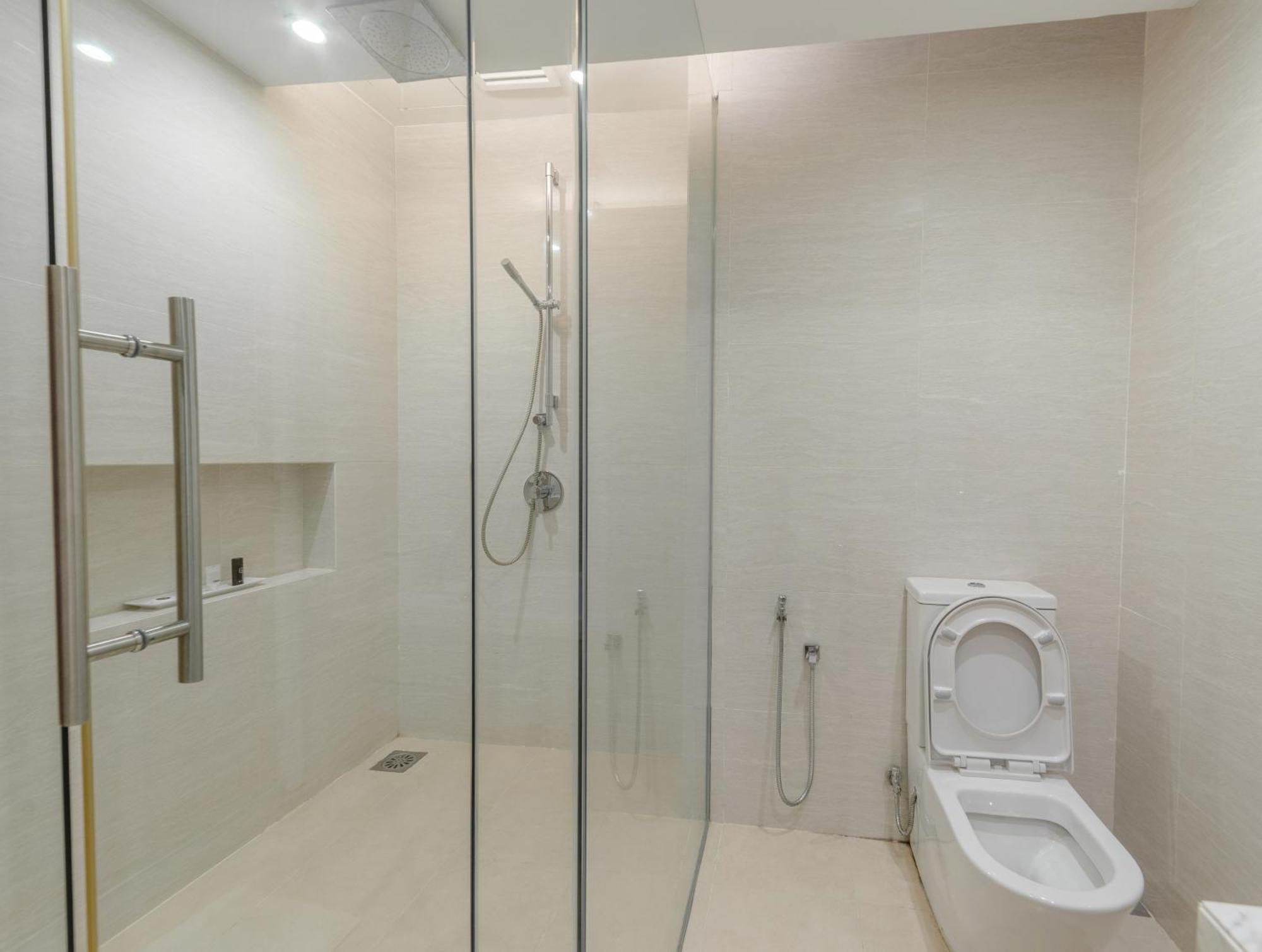 Raia & Convention Centre Hotel 4*