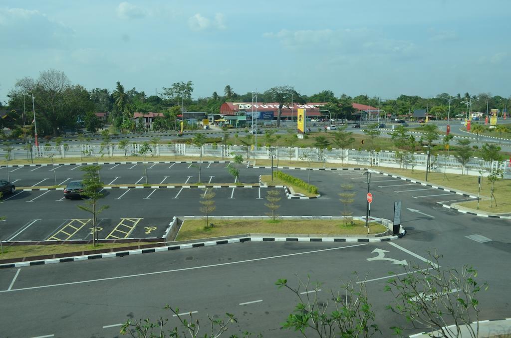 Raia & Convention Centre