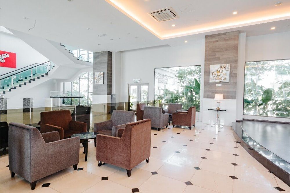 Raia & Convention Centre Hotel 4*