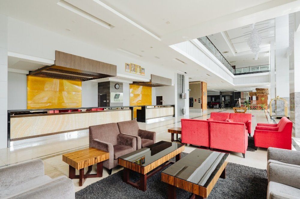 Raia & Convention Centre 4*